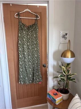 Cider Olive Green Floral Midi Dress